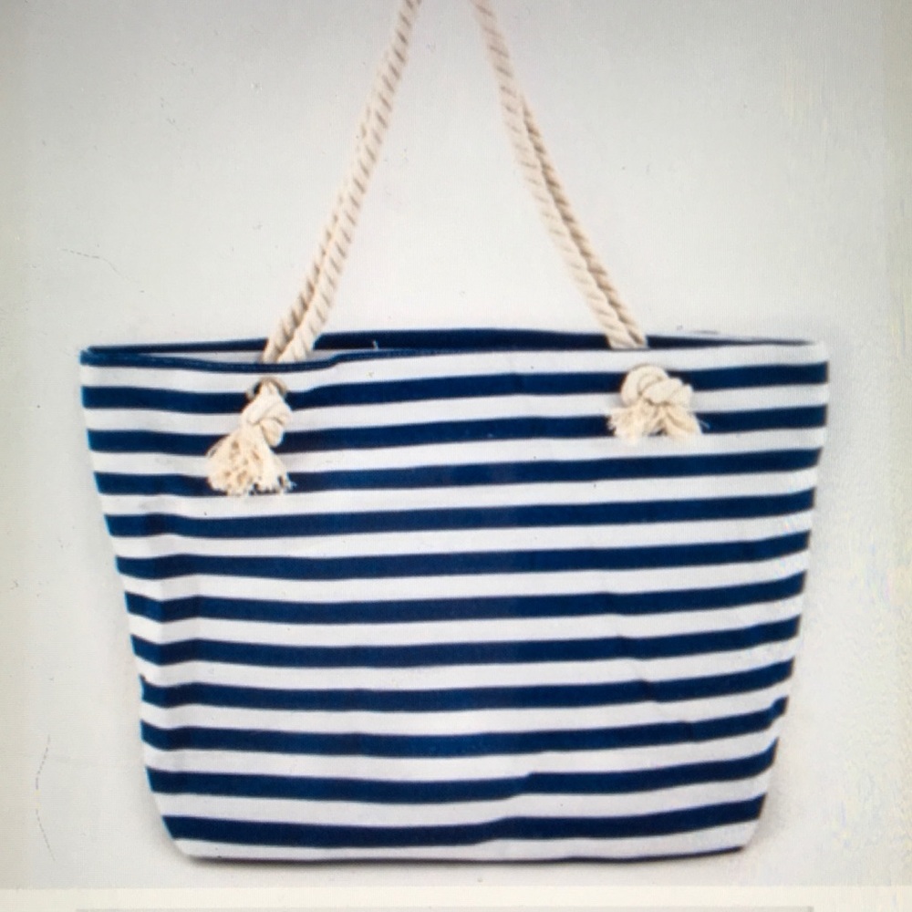 ⚓️ STRIPED NAUTICAL TOTE BAG HOST PICK🎉🎉🎉🎉 - Picture 4 of 4