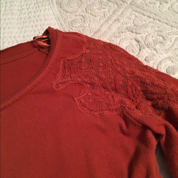 Free People rust colored cut out top - Picture 2 of 6