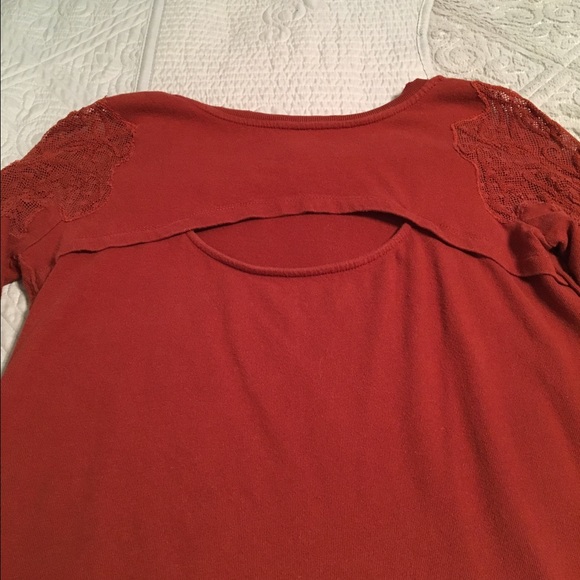Free People rust colored cut out top - Picture 5 of 6