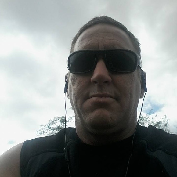 Meet your Posher, Chad - Picture 1 of 1