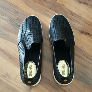 Gently Used Michael Kors Shoes