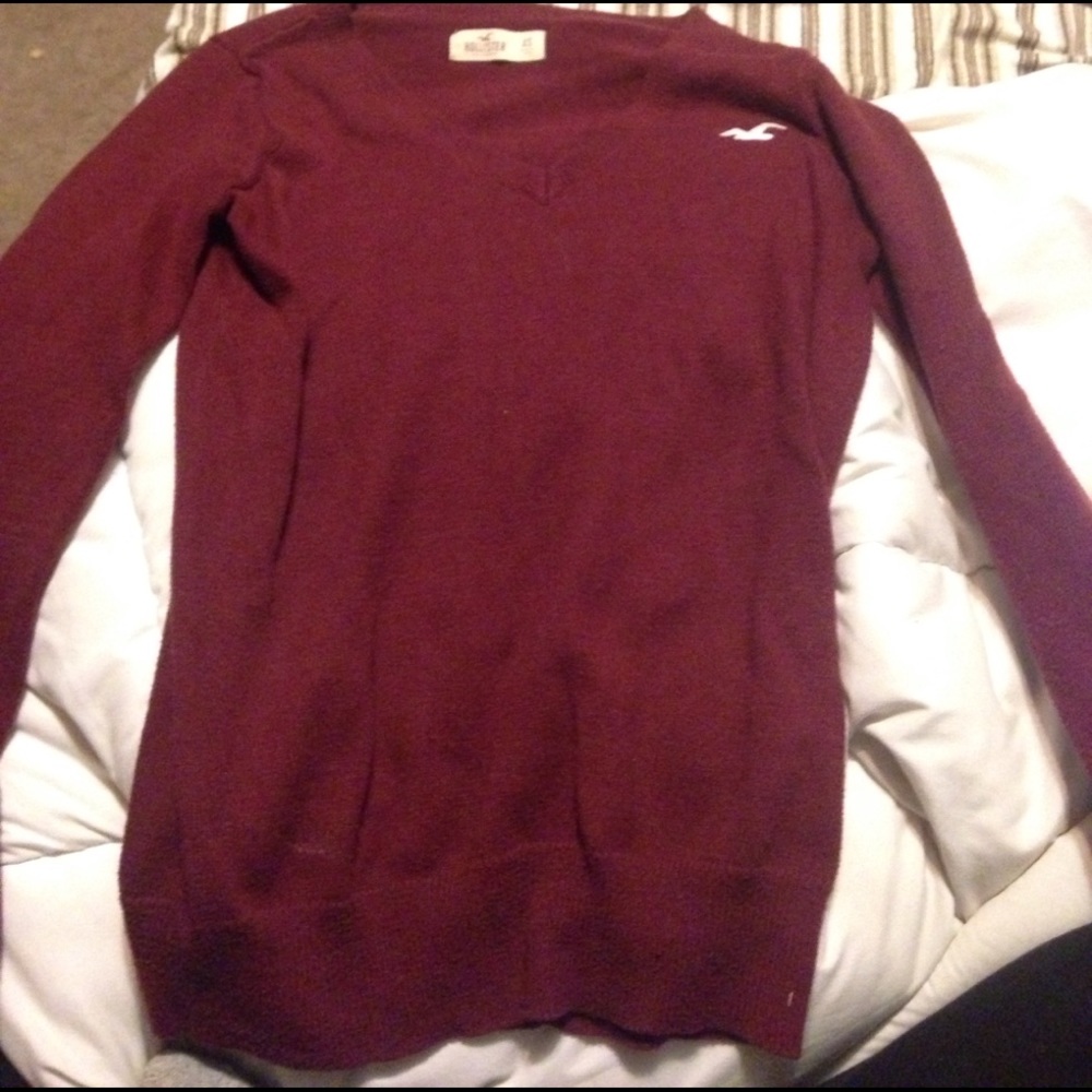 Hollister sweater
