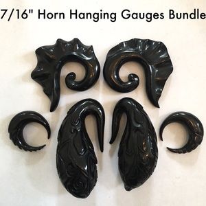 Organic Horn Hanging Plugs Gauges 7/16" Stretched