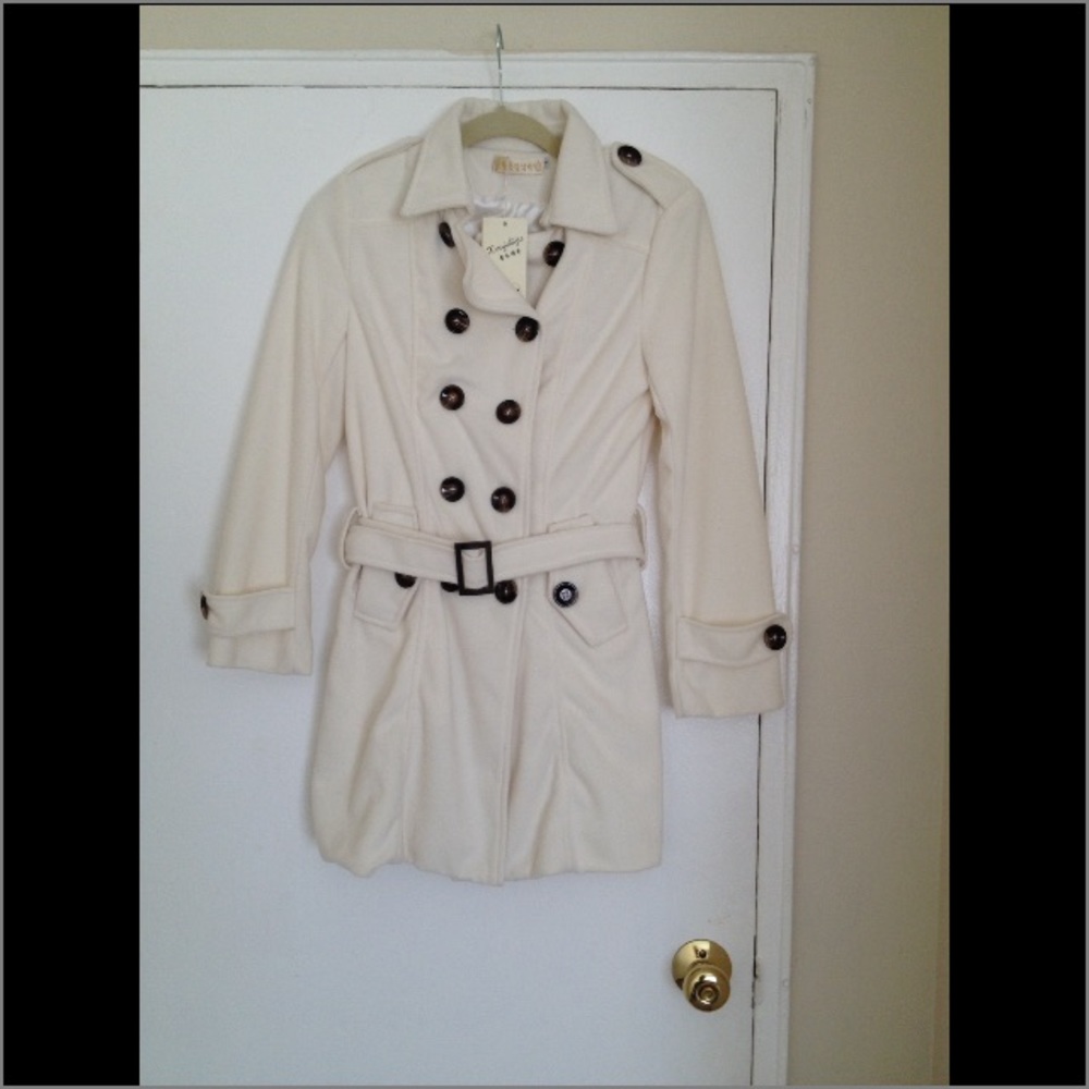 Cream Xinyisbinjie Peacoat
