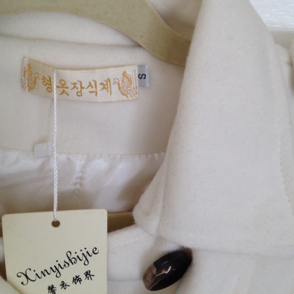 Cream Xinyisbinjie Peacoat - Picture 2 of 5