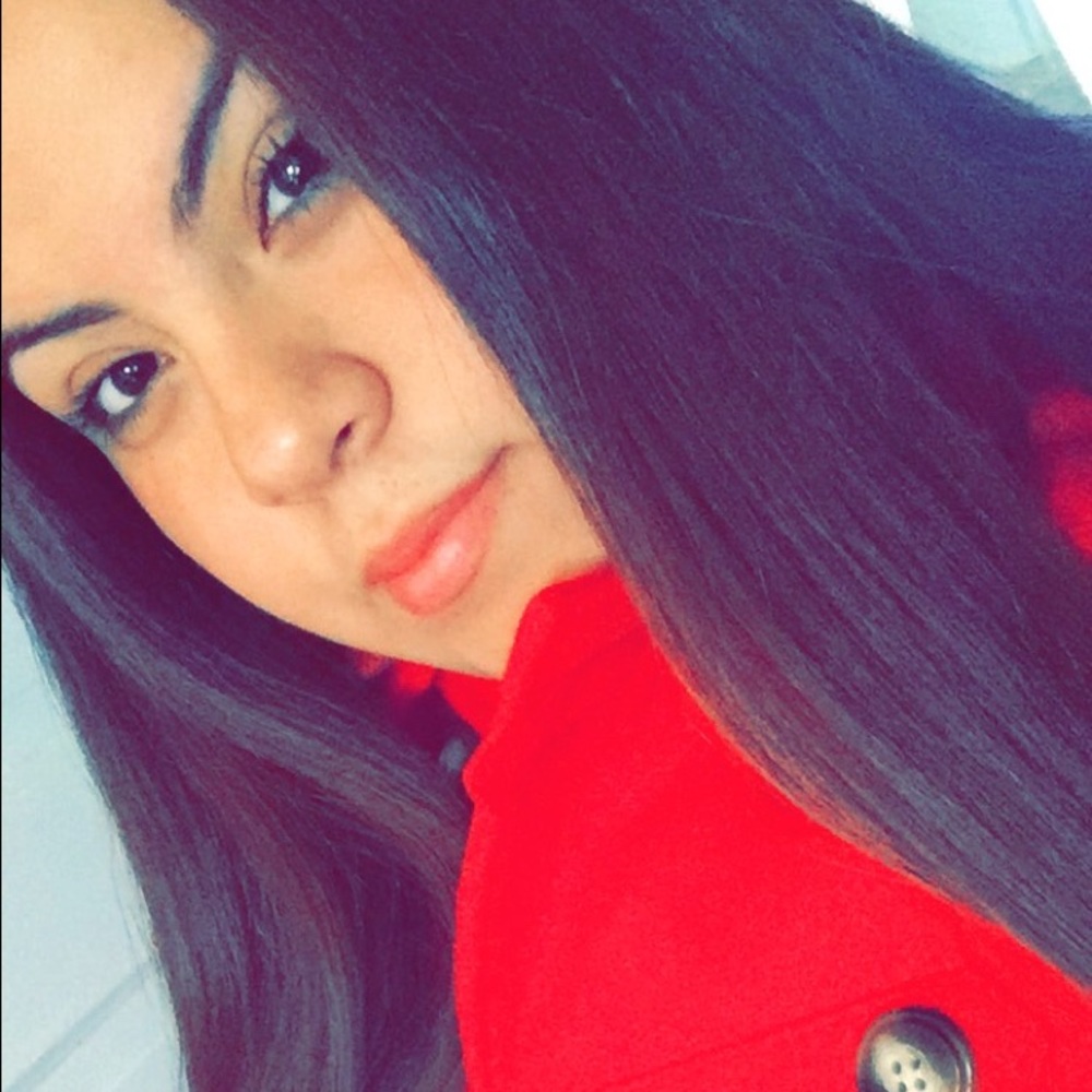 Meet your Posher, Maria