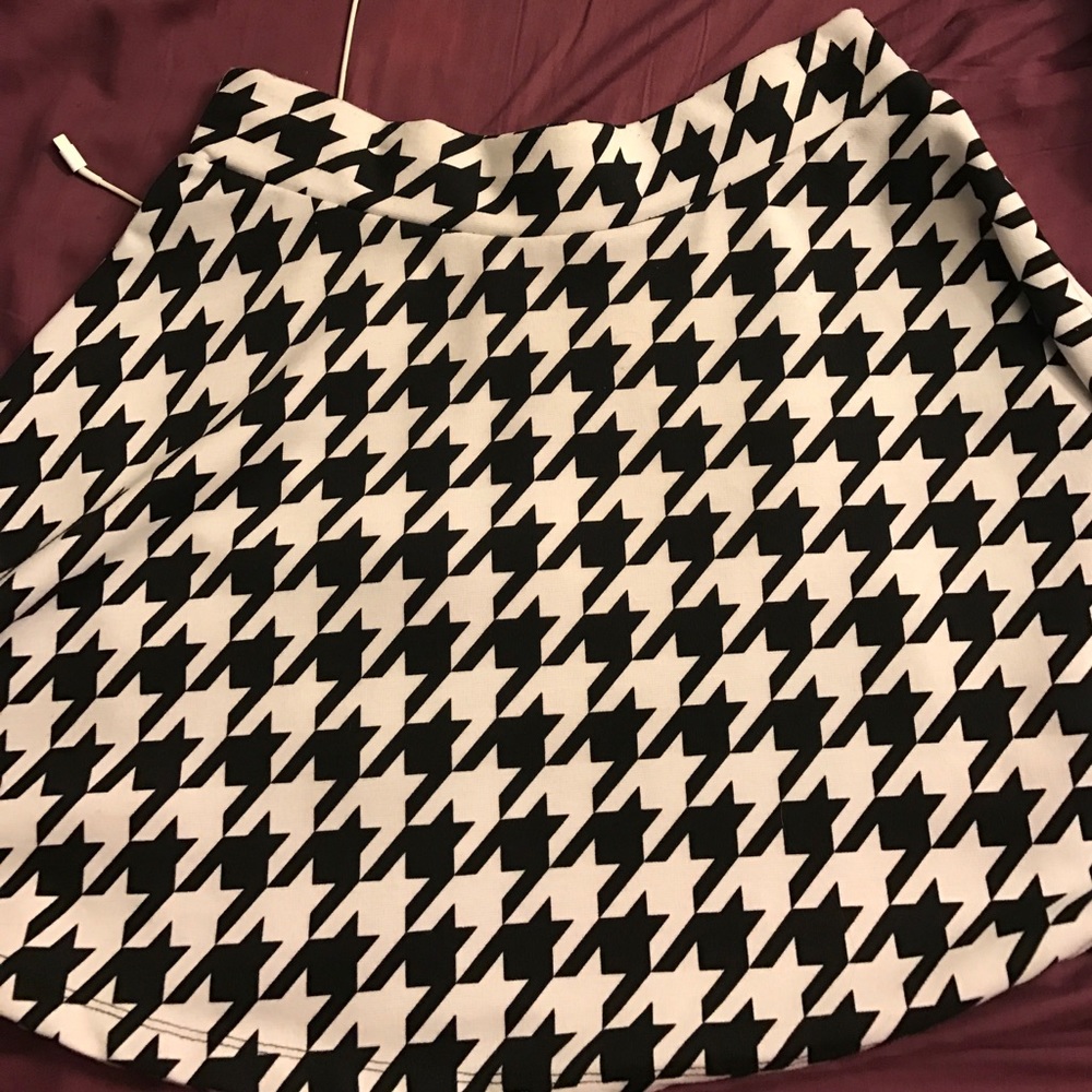 Houndstooth Skater Skirt