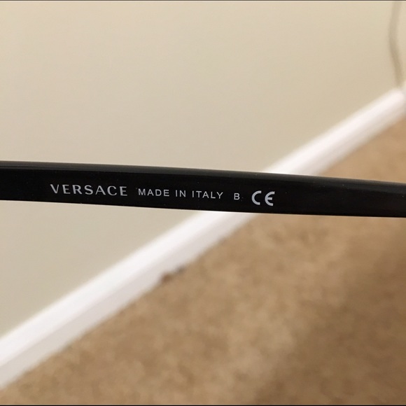 Versace Sunglasses - Picture 4 of 4