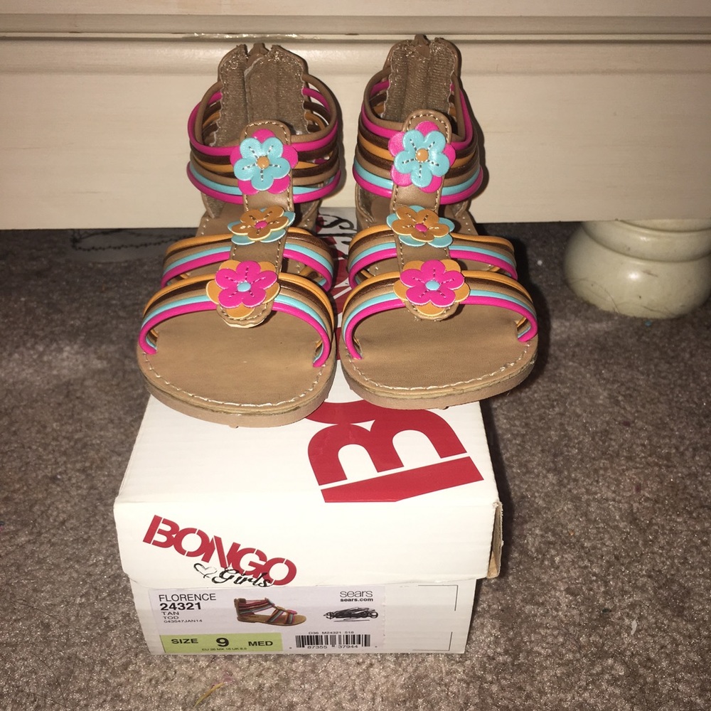Bongo size 9 summer sandals