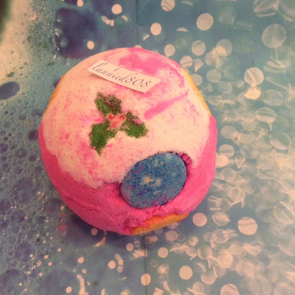 💕Lush LUXURY LUSH PUD BATHBOMB💕