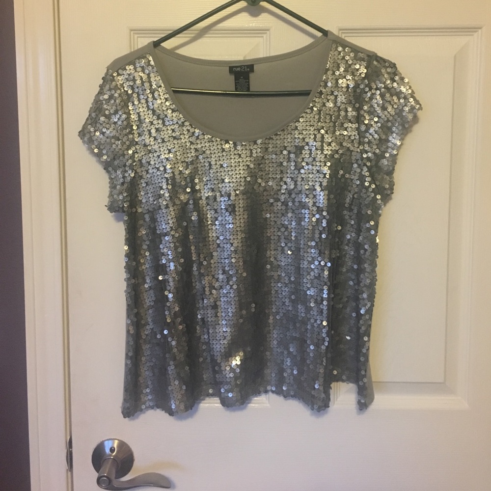 Short sleeve shirt