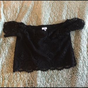 Tobi off shoulder lace crop top size small