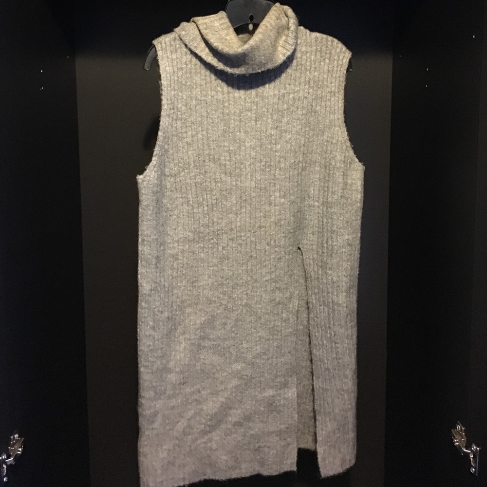 Sleeves turtle neck sweater