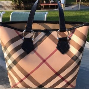 Burberry tote bag