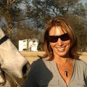 Meet your Posher, Leslie