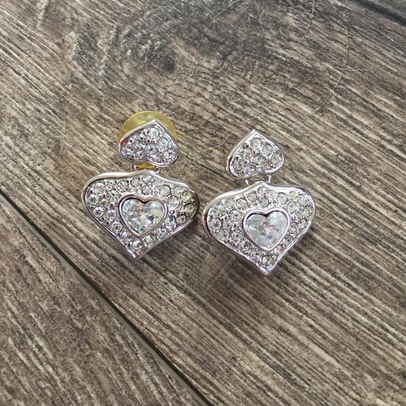 Jewelry - Heart Earrings