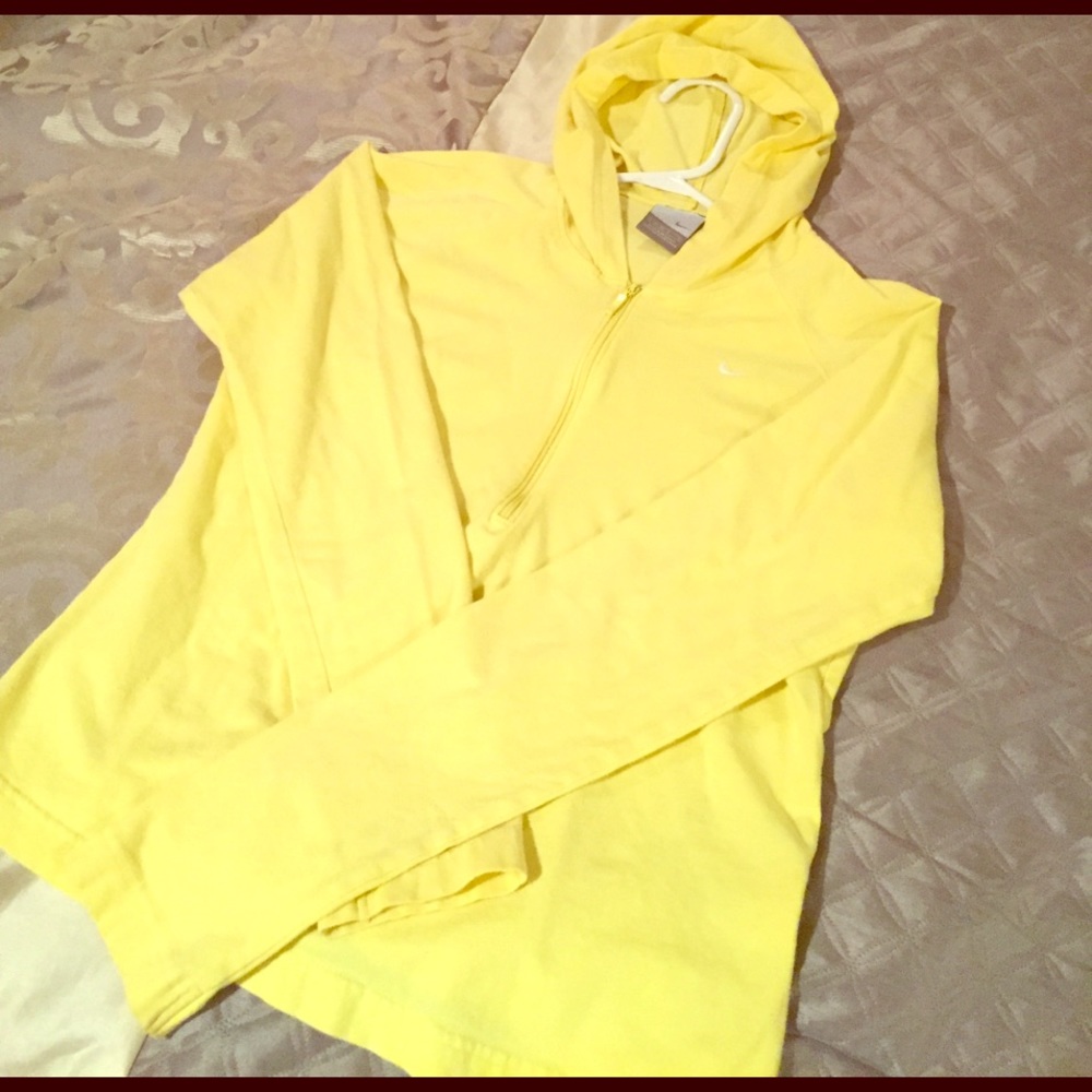 Nike yellow hooded cotton pullover