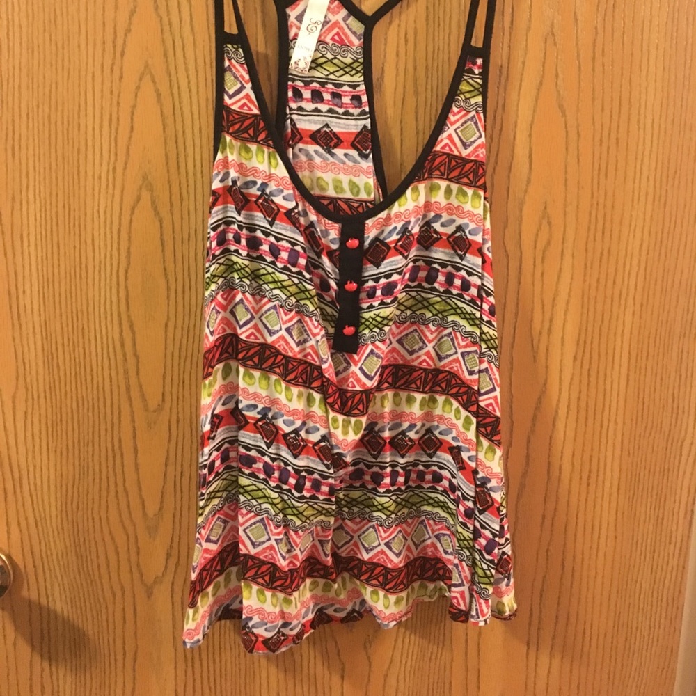 Aztec patterned tank