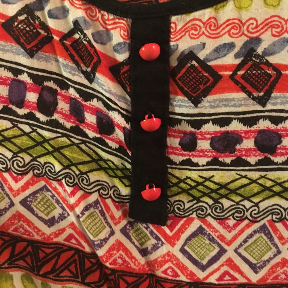 Aztec patterned tank - Picture 2 of 4