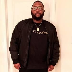 Meet your Posher, Devin