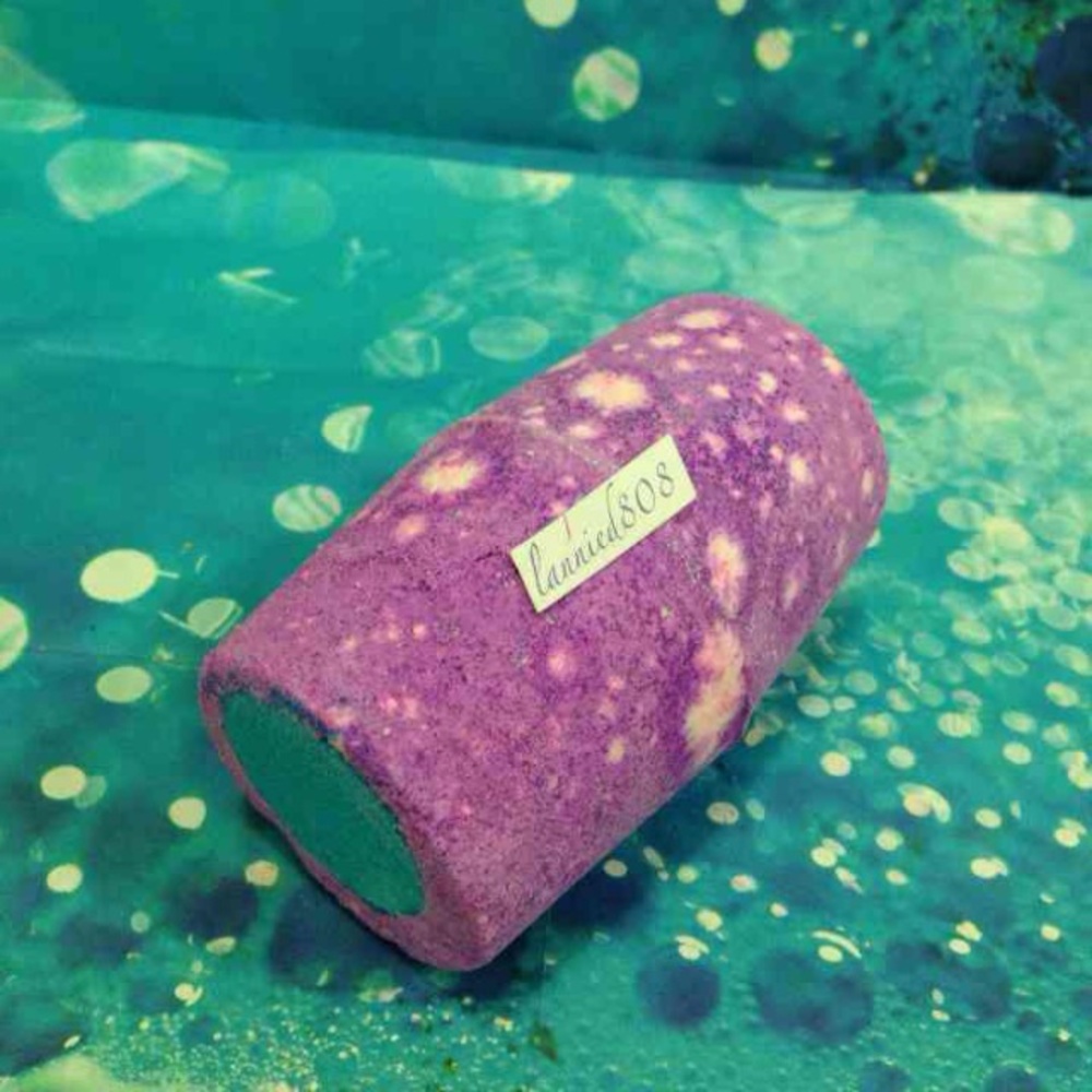 💜Lush NORTHERN LIGHTS BATHBOMB💜