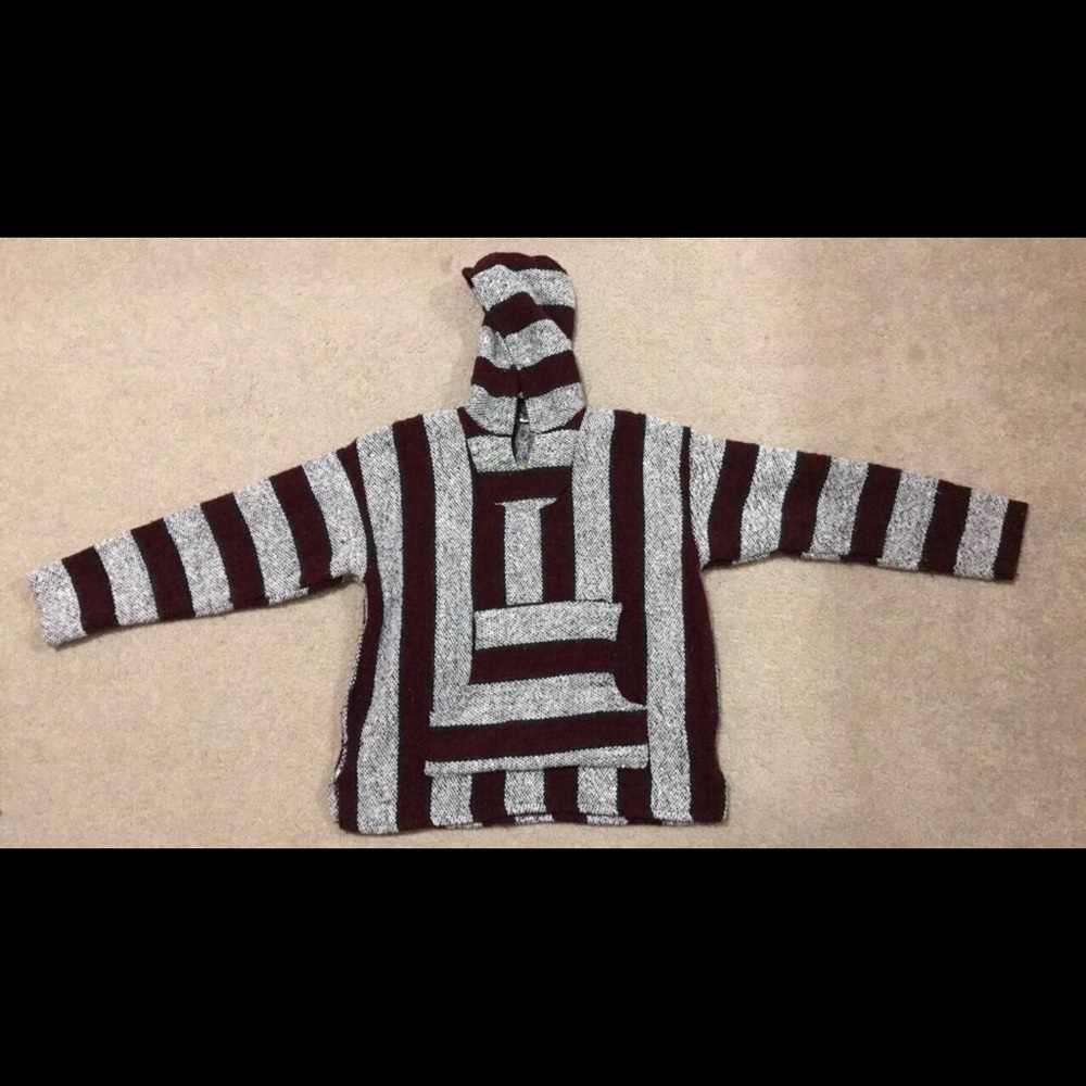 Maroon and white drug rug