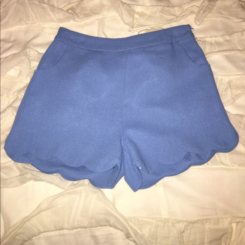 ‼️TRENDING‼️ Scallop Shorts With Pockets