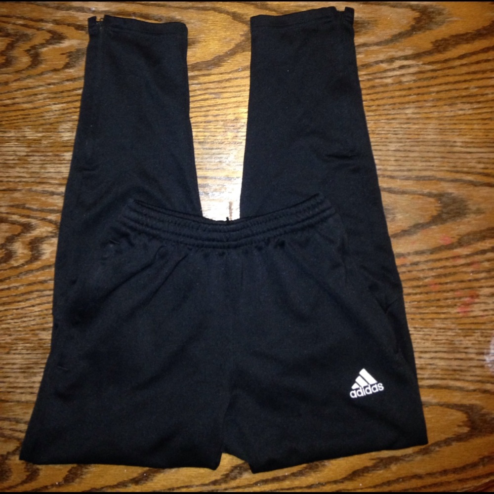 Medium Adidas Warm-Up/Soccer Sweats