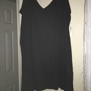Black V- neck old navy tank top
