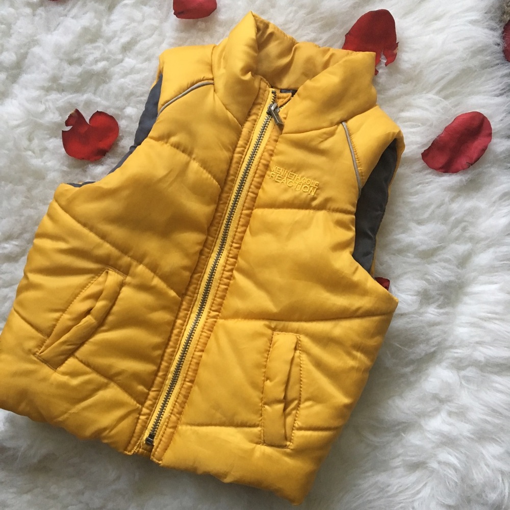 Kenneth Cole Reaction| Sz 24M| Mustard Yellow Vest