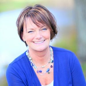 Meet your Posher, Lorrie