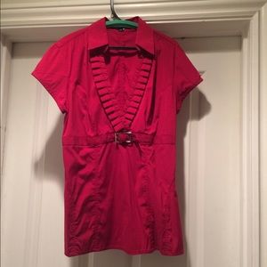 Very Flattering Express V-Neck Red Top Size: XS