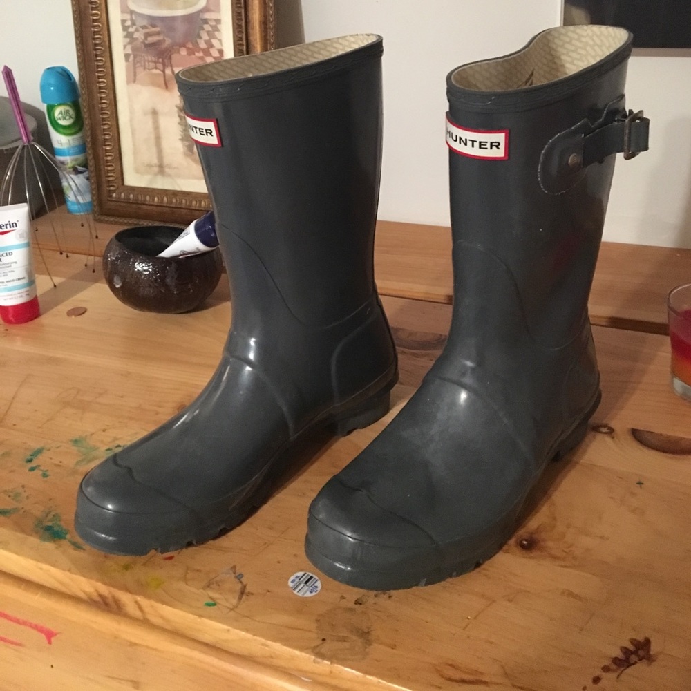 Size 8 Gray Hunter Rainboots