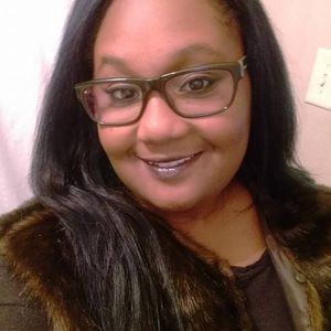 Meet your Posher, Whitney