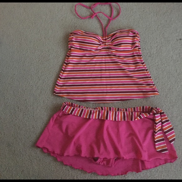 Isaac Mizrahi Other - Gorgeous Skirtini and Top Swimmer