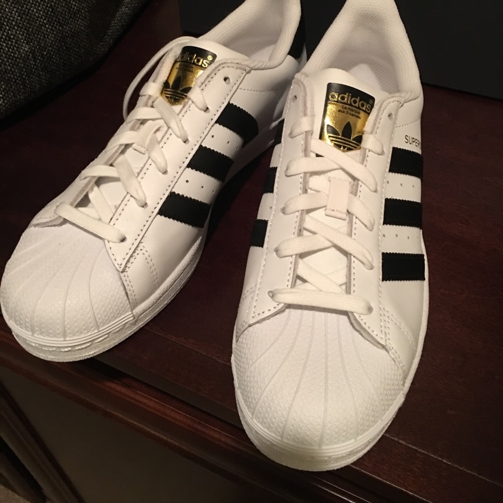 Adidas superstar size 7.5 brand new!!