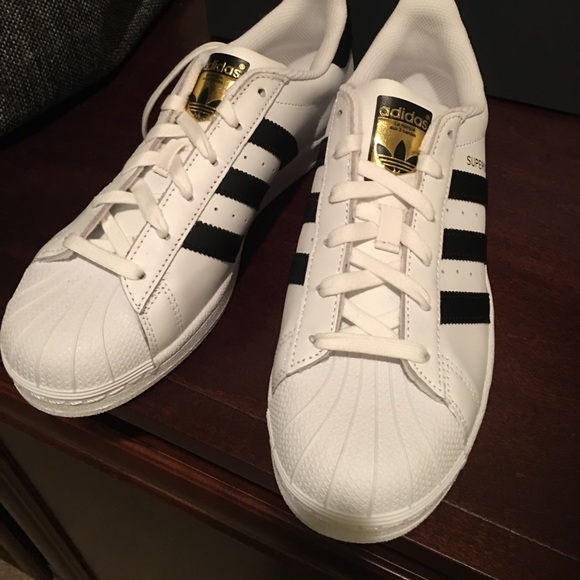 Adidas Shoes - Adidas superstar size 7.5 brand new!!
