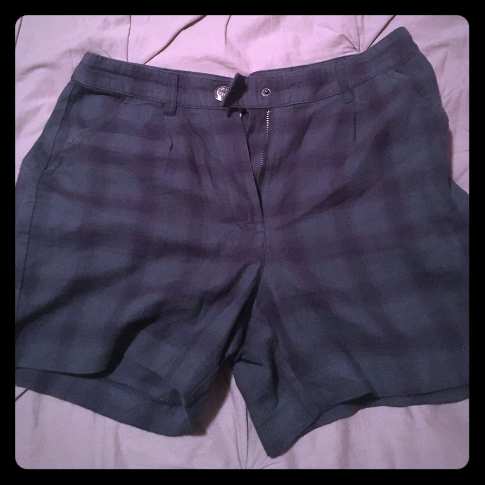 Wool plaid BDG urban outfitters shorts size 4