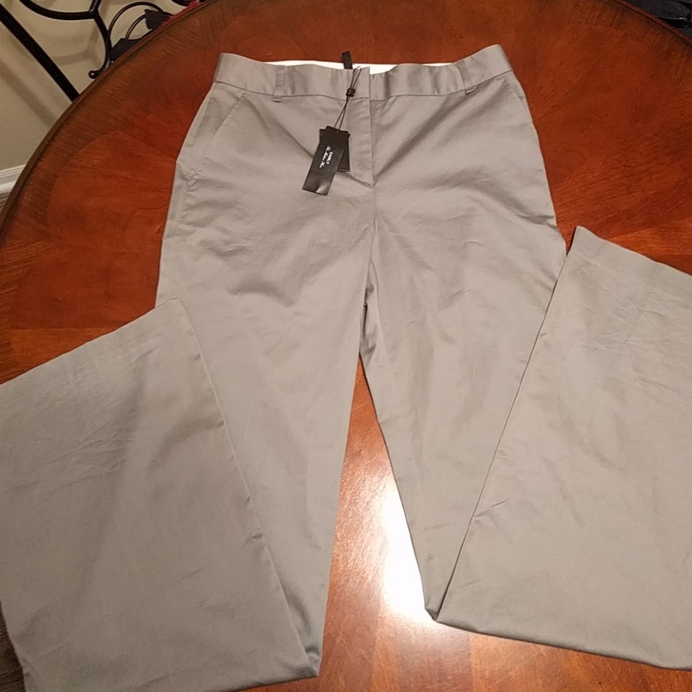 NEW BCBG MaxAzria Grey Dress Pants size 6