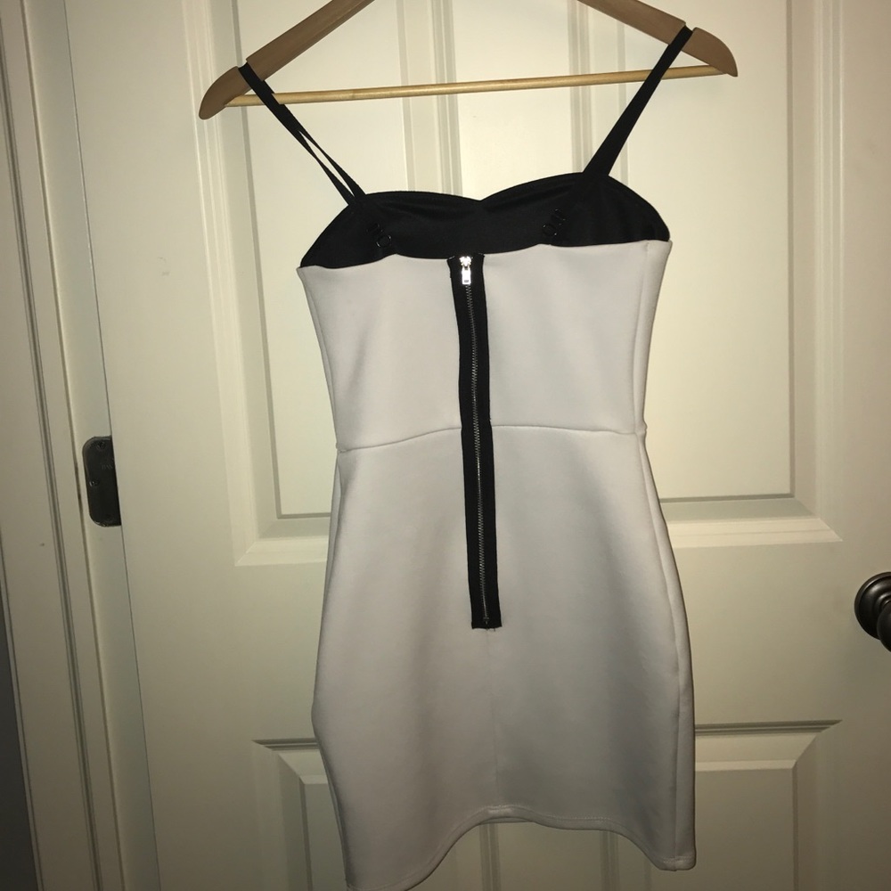 Mini Cocktail Dress with Adjustable Straps ! - Picture 2 of 2