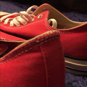 Red Converse