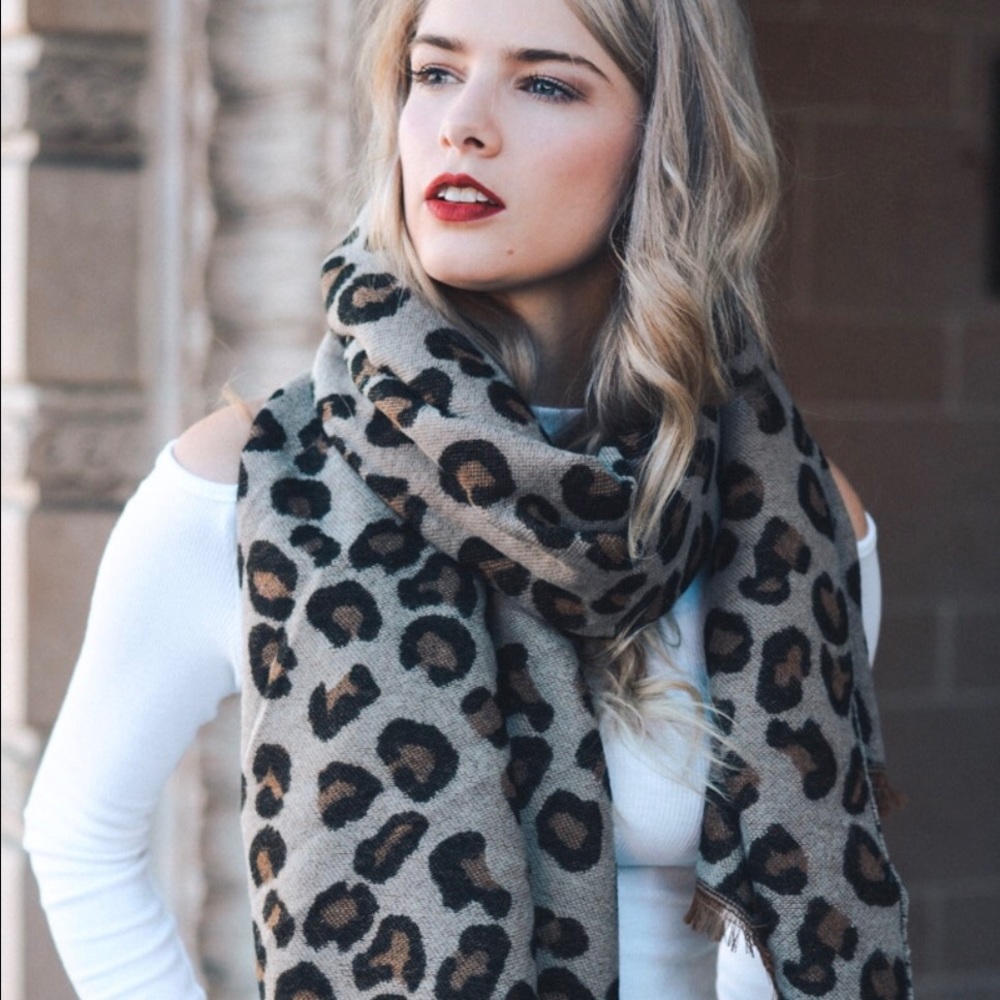 New leopard scarves