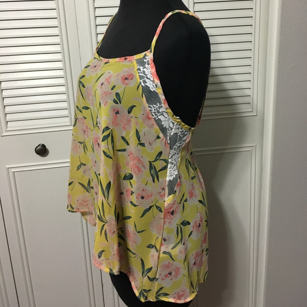 New Paper Crane Top - Picture 2 of 6