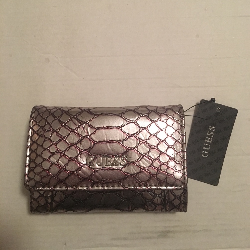❌SOLD❌ GUESS wallet