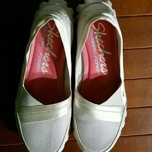 Skechers sport EZ flex 2 fashion slip-on  7.5