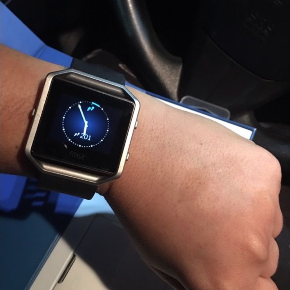 Fit Bit Blaze size small! Like new, no scratches!