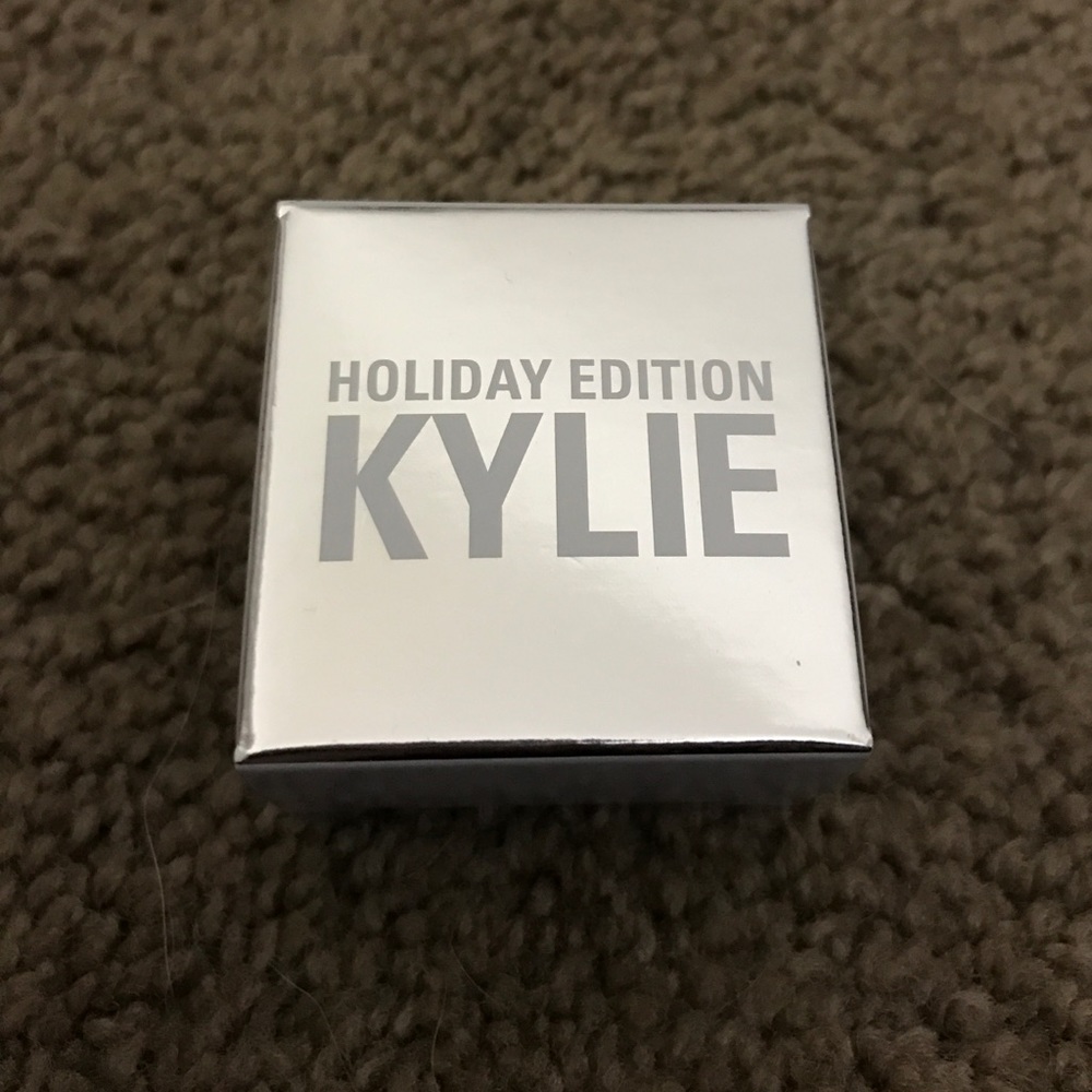 Kylie Holiday Edition Golden Plum Creme Shadow