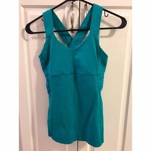 Lululemon tank
