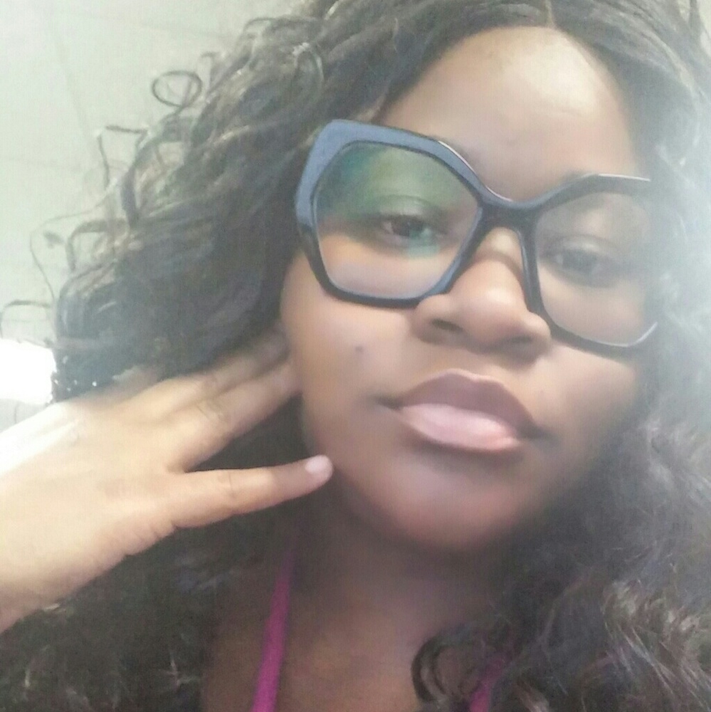 Meet your Posher, Kim