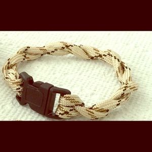 Camo survival Bracelet